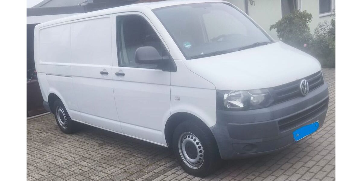 VW T5 Transporter 222.501 km 7.500 &euro; Essen 45357