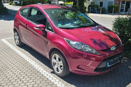 Ford Fiesta 147.000 km 2.250 &euro; Gauting 82131