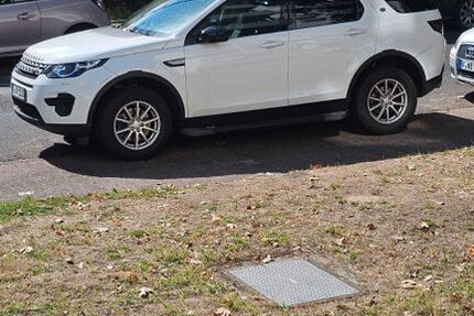 Land Rover Discovery Sport 230.655 km 8.599 &euro; Frankfurt 65933