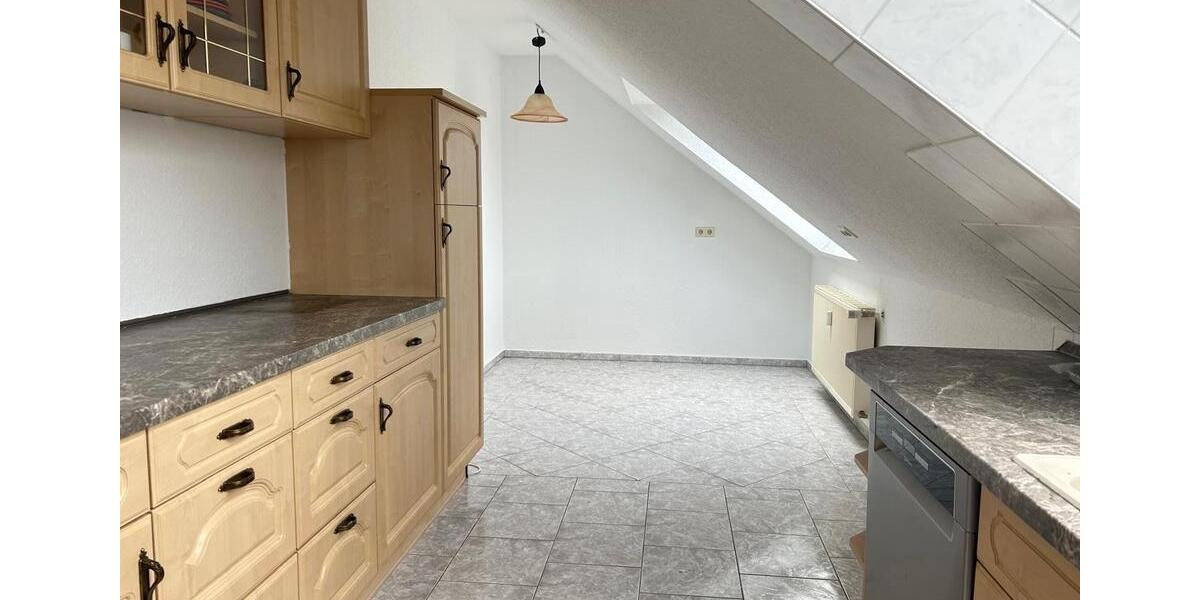 Dachgeschoßwohnung Salzatal - 3.5 Zimmer, 96 m&sup2;, 669&euro; | Angebot:21490793