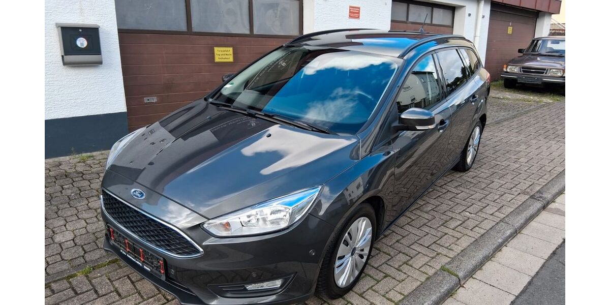 Ford Focus 77.667 km 10.999 &euro; Limburg 65555
