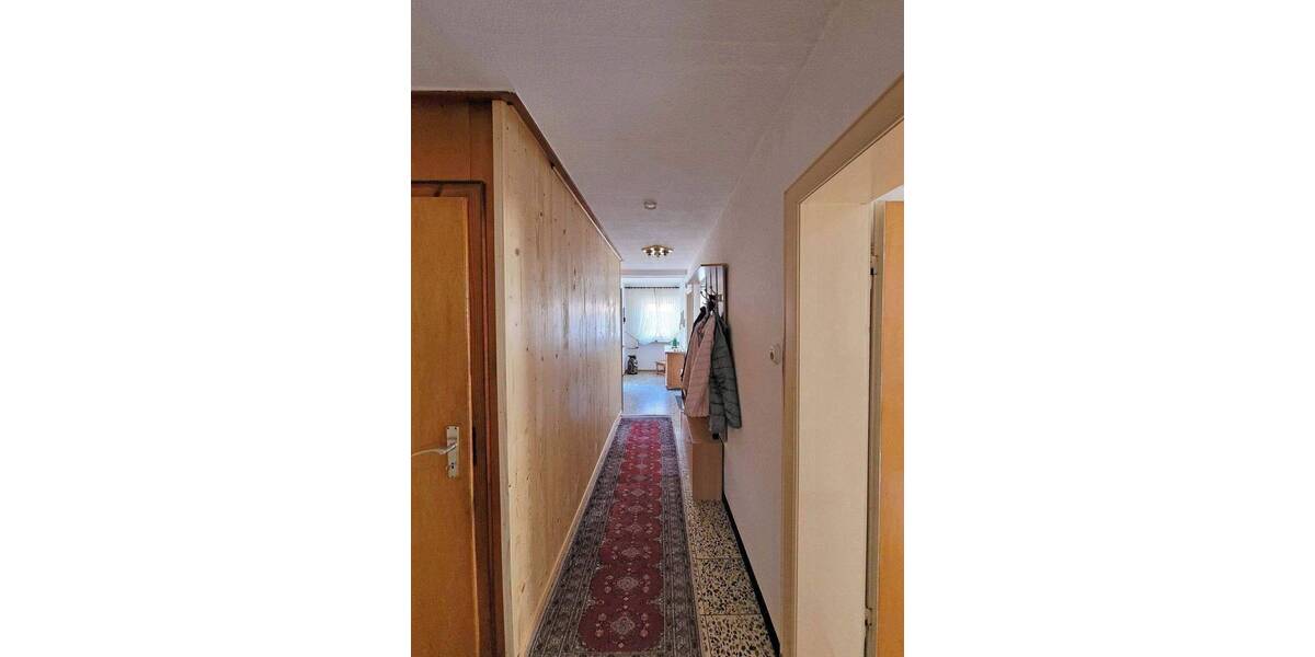 Einfamilienhaus Alsfeld Lingelbach - 7 Zimmer, 180 m&sup2;, 135.000&euro; | Angebot:26826602