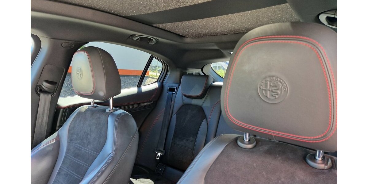 Alfa Romeo Stelvio Quadrifoglio Q4 63.569 km 46.800 € Wilsdruff 01723