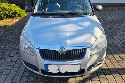 Skoda Fabia 99.500 km 2.400 &euro; Berthelsdorf 02747