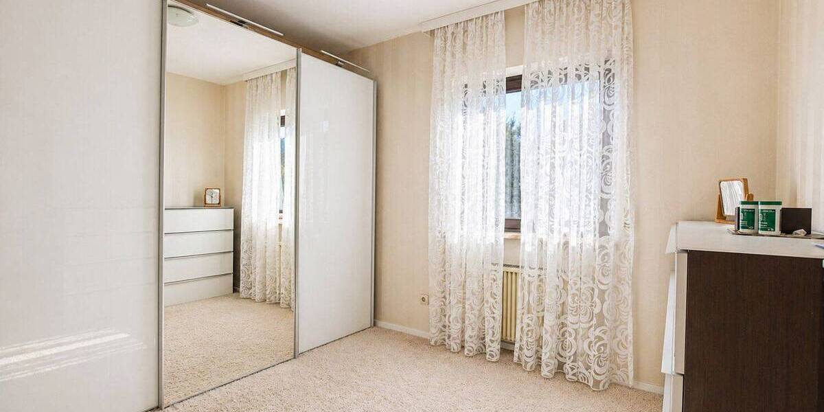Bungalow Ansbach Eyb - 6 Zimmer, 134 m&sup2;, 449.000&euro; | Angebot:26473145