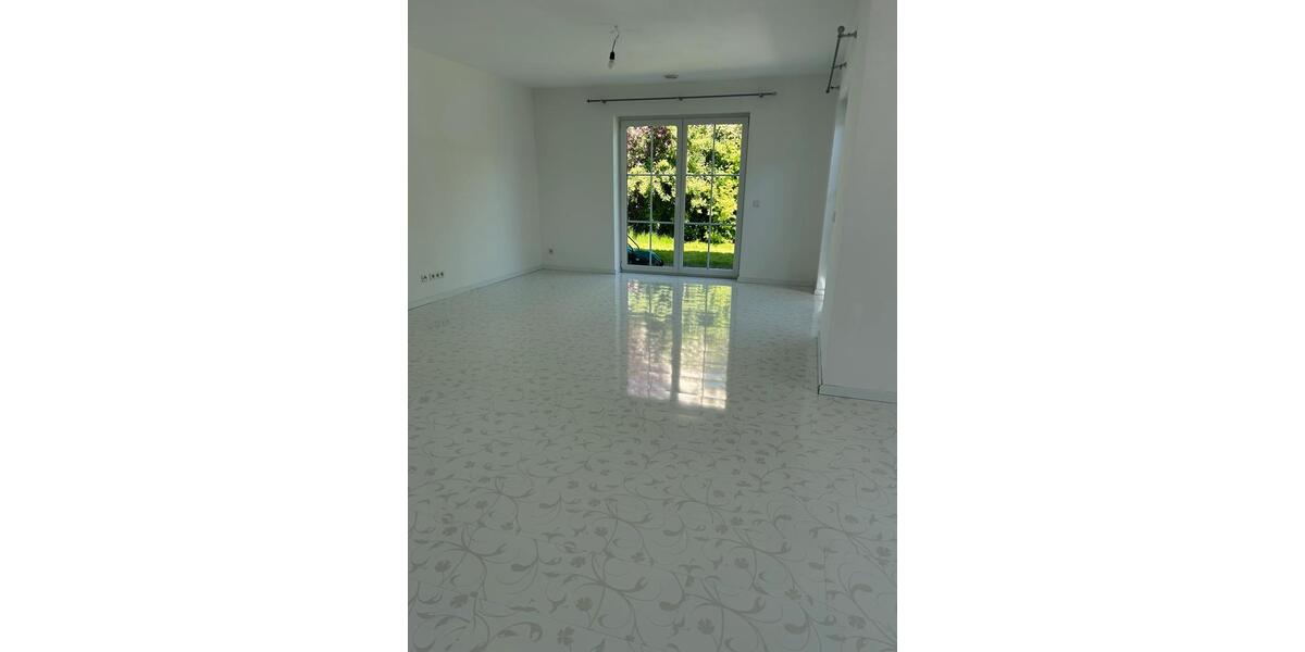 Bungalow Velburg - 3.5 Zimmer, 110 m&sup2;, 1.400&euro; | Angebot:26689526