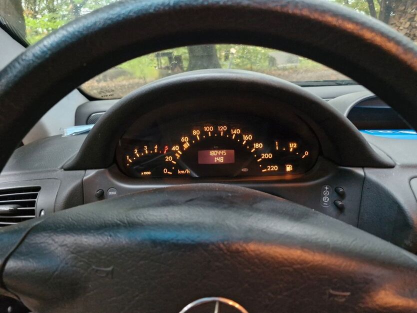 Mercedes-Benz Vaneo 180.445 km 7.999 € Seevetal 21218