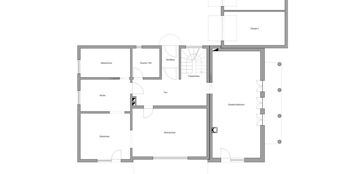 Villa Tirschenreuth - 8 Zimmer, 260 m&sup2;, 745.000&euro; | Angebot:24398586