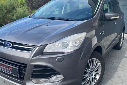 Ford Kuga 152.000 km 7.800 &euro; Parkstein 92711