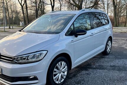 VW Touran 112.879 km 19.500 &euro; Klinga 04668