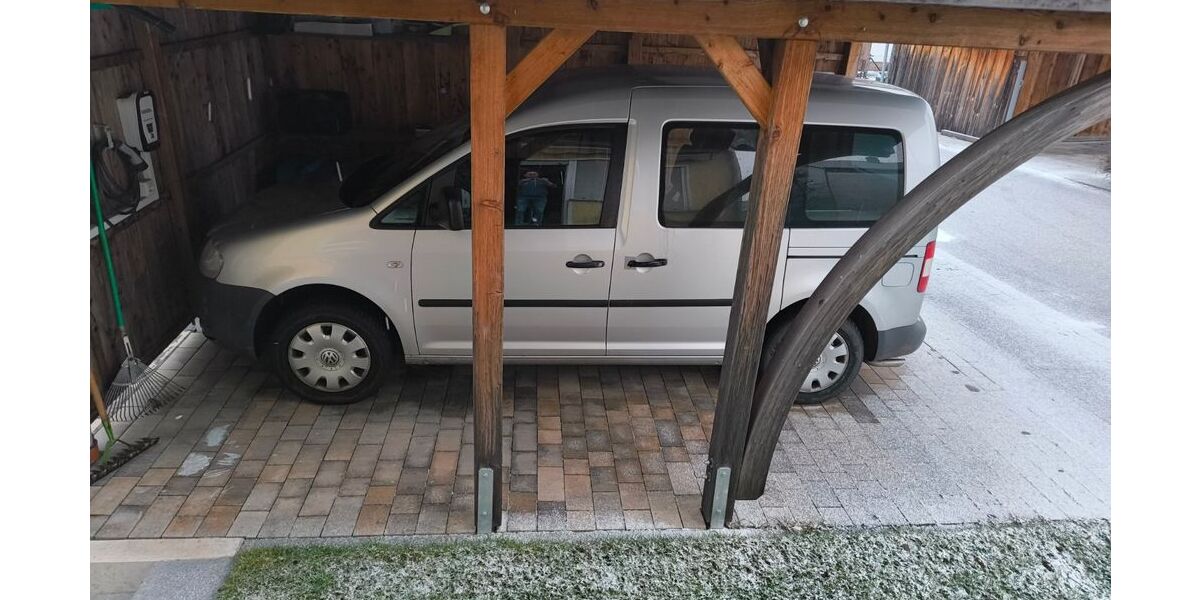 VW Caddy 161.000 km 2.750 &euro; Steinfeld 97854