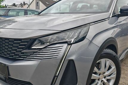 Peugeot 5008 185.032 km 12.495 &euro; Wölfersheim 61200