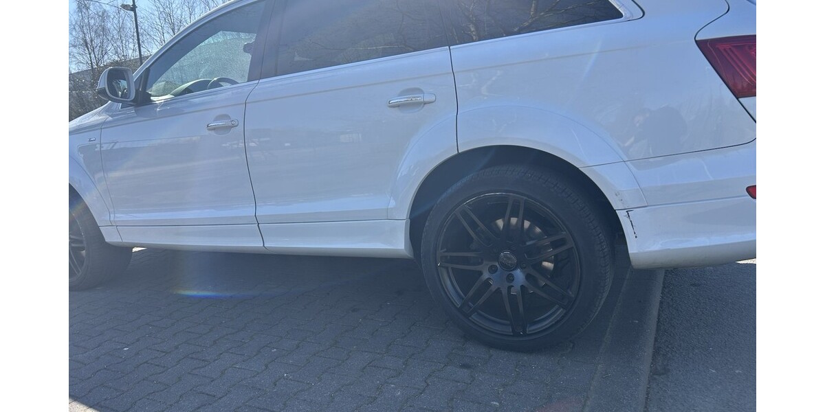 Audi Q 7 186.000 km 22.900 &euro; Wiesbaden 65183