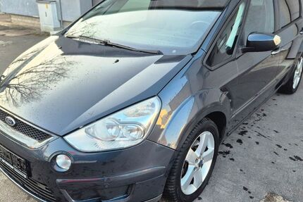 Ford S-Max 268.000 km 5.990 &euro; Berlin 13435