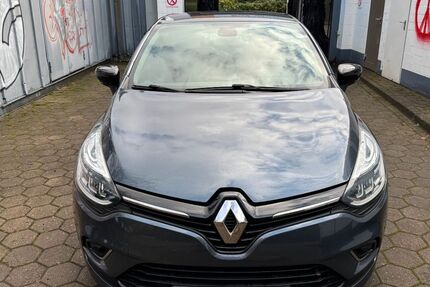 Renault Clio 109.600 km 6.790 &euro; Hamburg 22147
