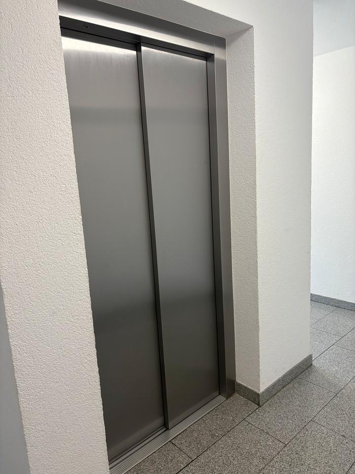 Seltene, 4Zimmer Wohnung, Gartenparadies, E-Ladesäule, Hanau
