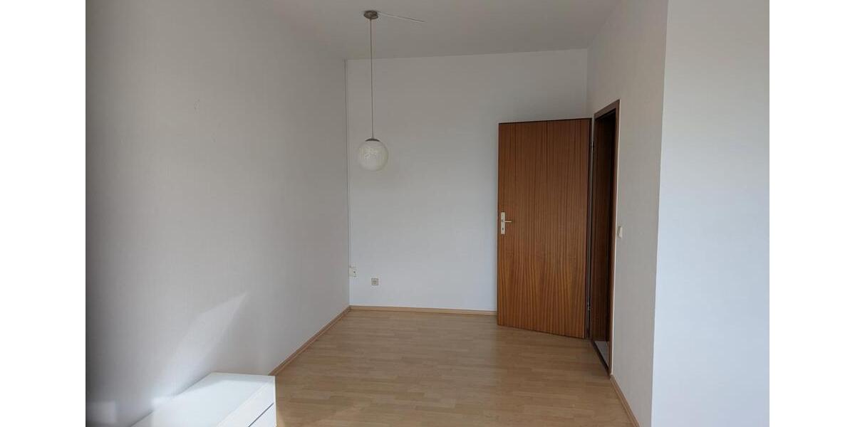 Etagenwohnung Pulsnitz - 2 Zimmer, 43 m&sup2;, 372&euro; | Angebot:26262685