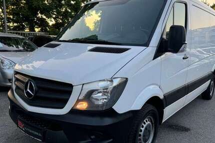 Mercedes-Benz Sprinter 174.600 km 11.900 € München 81243