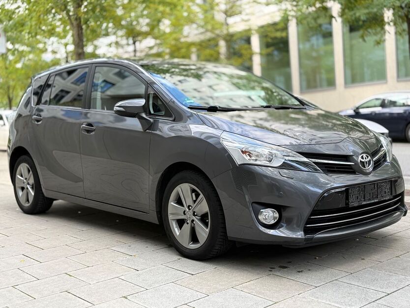 Toyota Verso 205.000 km 11.500 € München 80639