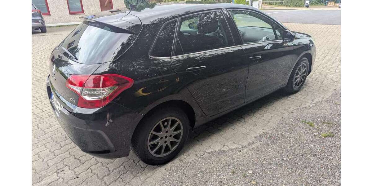 Citroen C4 158.000 km 3.200 € Nahe 23795