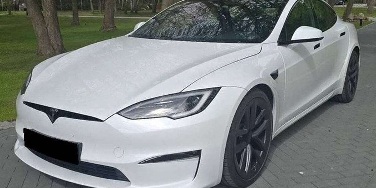 Tesla Model S 42.309 km 30.000 &euro; Langenneufnach 86863