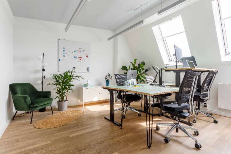 Büro in Berlin 9.600 € 158 m²