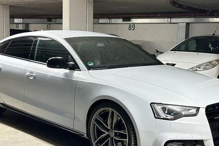 Audi A5 211.700 km 12.500 &euro; Regensburg 93053