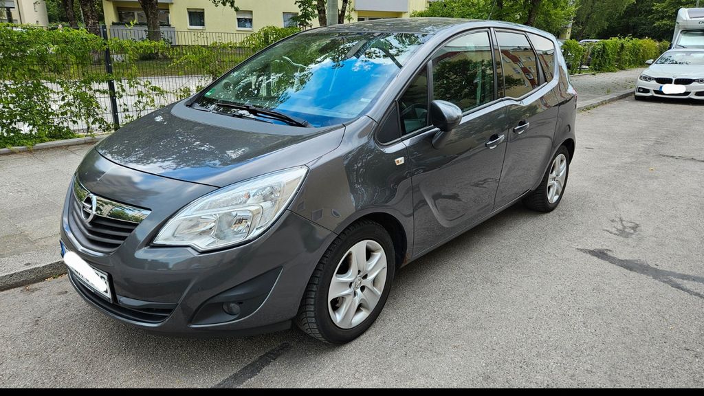 Opel Meriva 176.720 km 2.790 &euro; München 80686