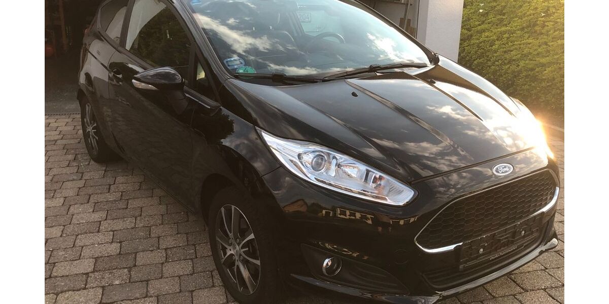 Ford Fiesta 70.000 km 8.499 &euro; Schiffweiler 66578