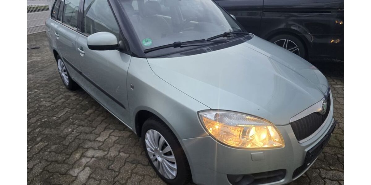 Skoda Fabia 325.026 km 2.700 &euro; Ötigheim 76470