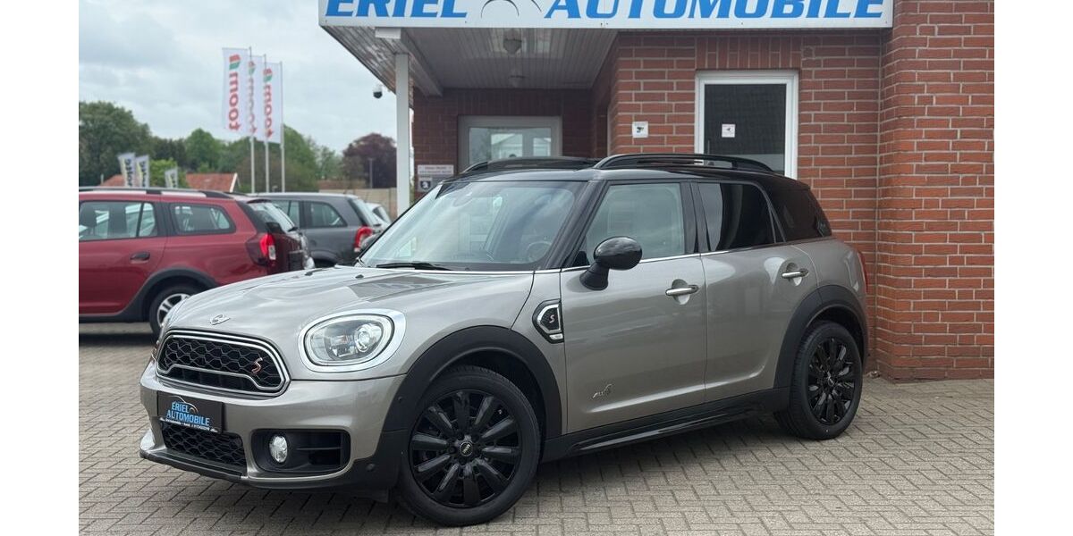 Mini Countryman S (Cooper) 68.300 km 22.690 &euro; Aurich Sandhorst 26607