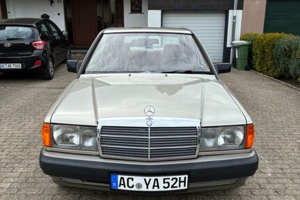 Mercedes-Benz 190 104.000 km 8.500 &euro; Aachen 52062