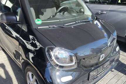 Smart forTwo 16.120 km 8.475 &euro; München 81477