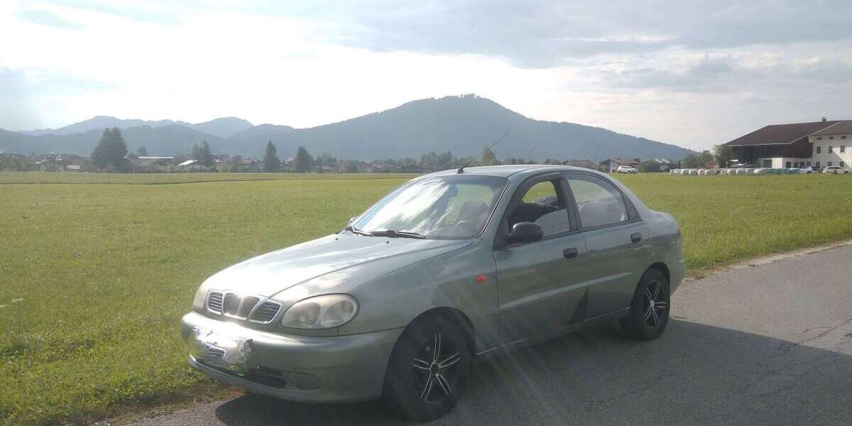 Daewoo Lanos 235.000 km 1.400 &euro; Inzell 83334