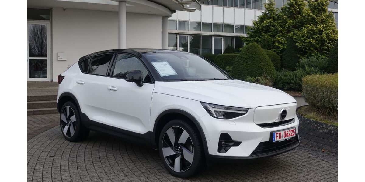 Volvo C40 46.000 km 33.490 &euro; Fulda 36043