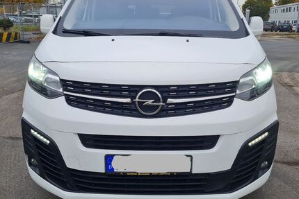 Opel Vivaro 360.400 km 12.950 &euro; Hamburg 20537