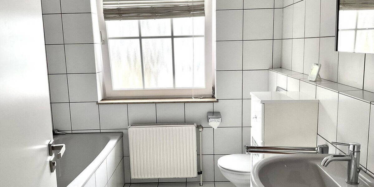 Etagenwohnung Stuhr OT Brinkum Brinkum - 3 Zimmer, 96 m&sup2;, 270.000&euro; | Angebot:26488591