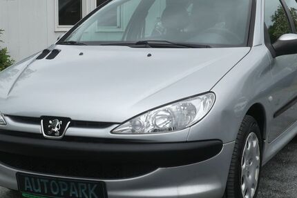 Peugeot 206 99.600 km 2.200 &euro; Dresden 01237