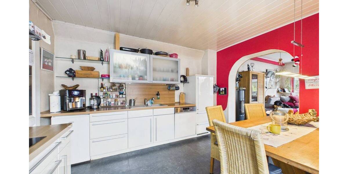 Doppelhaushälfte Gießen Kleinlinden - 7 Zimmer, 178 m&sup2;, 350.000&euro; | Angebot:26119405