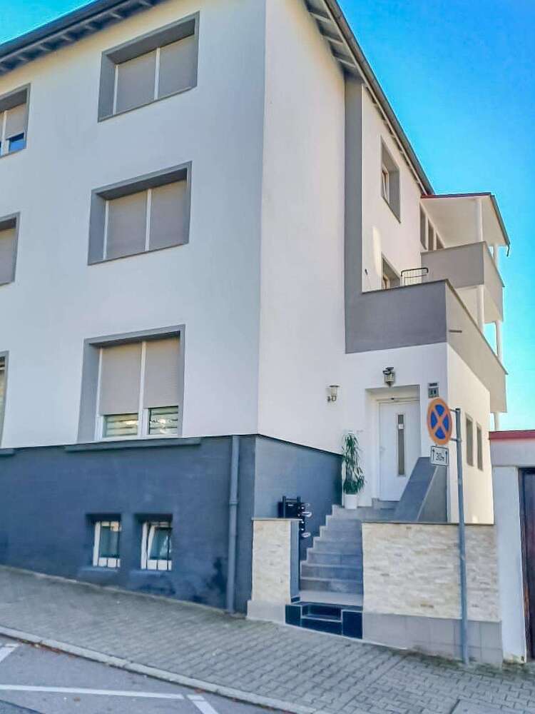 Haus zum Kaufen in Pforzheim 998.000 € 352.3 m²