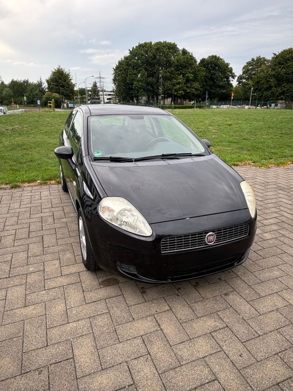 Fiat Punto 142.730 km 2.499 € Würselen 52146