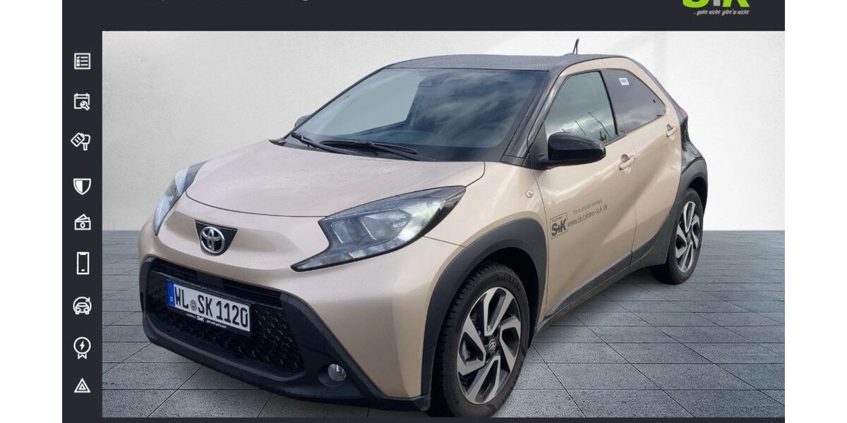 Toyota Aygo (X) 8.000 km 16.480 &euro; Buchholz 21244