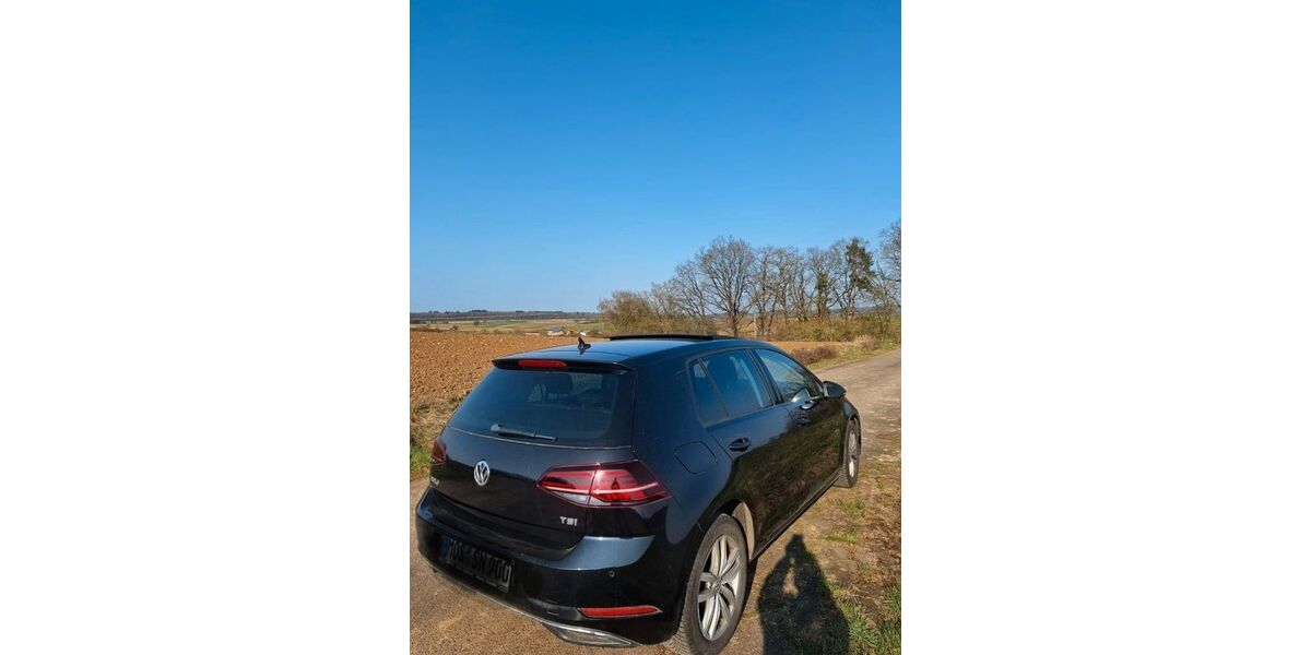 VW Golf 98.500 km 12.799 &euro; Billigheim 74842