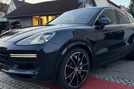 Porsche Cayenne 230.000 km 42.500 € Fellbach 70736