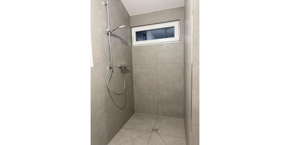 Dachgeschoßwohnung Menden (Sauerland) - 2 Zimmer, 60 m&sup2;, 600&euro; | Angebot:26662284