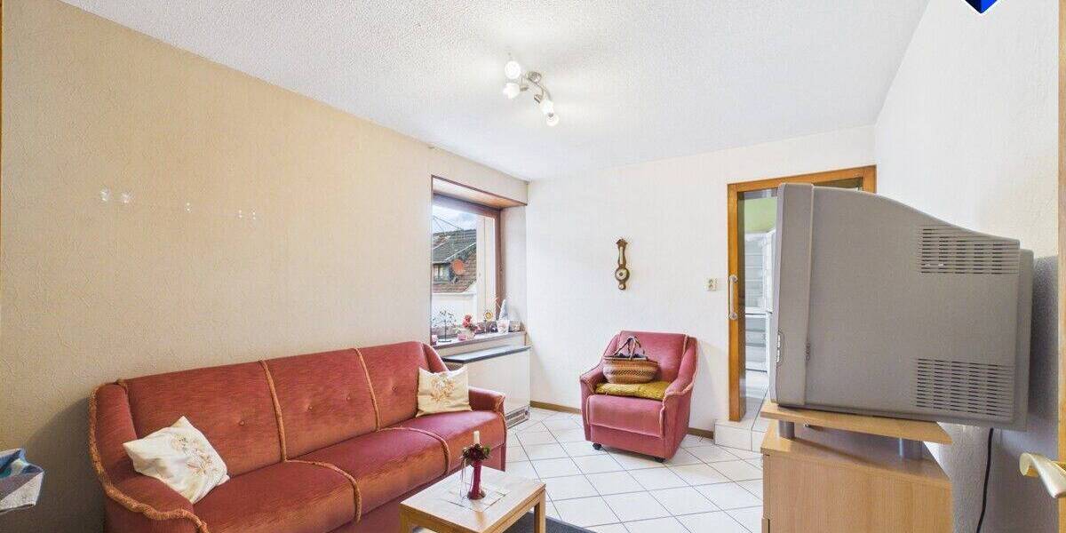 Einfamilienhaus Mettlach / Saarhölzbach Saarhölzbach - 7 Zimmer, 148 m&sup2;, 125.000&euro; | Angebot:26859033