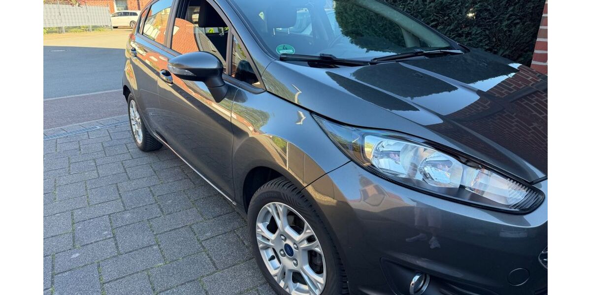 Ford Fiesta 102.000 km 5.500 &euro; Herzebrock 33442