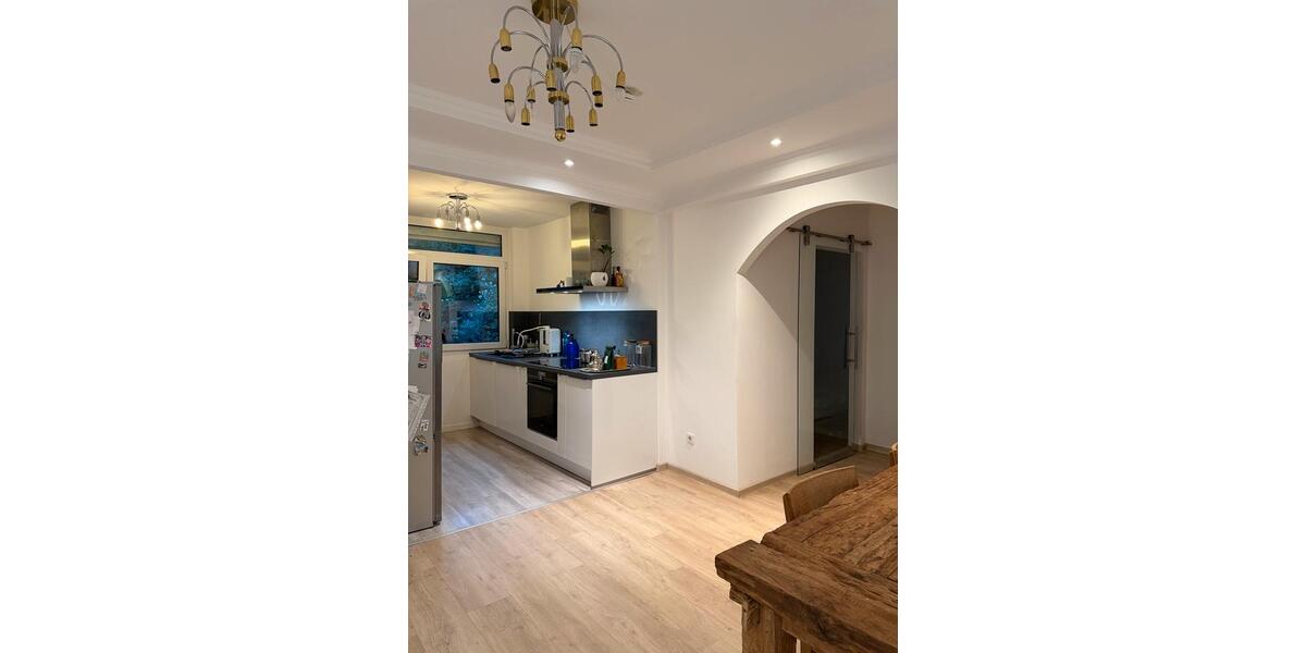 Erdgeschoßwohnung Aachen Aachen-Mitte - 2 Zimmer, 60 m&sup2;, 1.200&euro; | Angebot:27536406