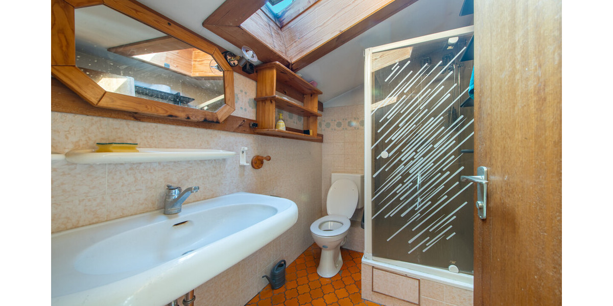 FAMILIENIDYLLE IN ALLACH: DOPPELHAUSHÄLFTE MIT GARTEN, TERRASSE UND DOPPELGARAGE - Doppelhaushälfte München Allach-Untermenzing | Angebot:26953877