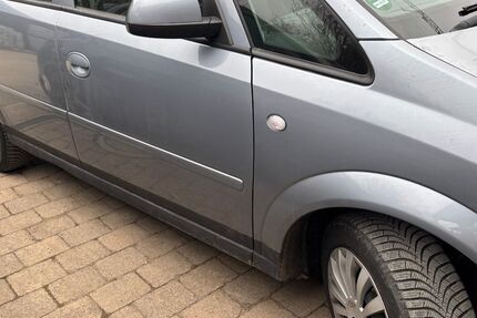 Opel Meriva 157.000 km 2.499 &euro; Hohenfurch 86978